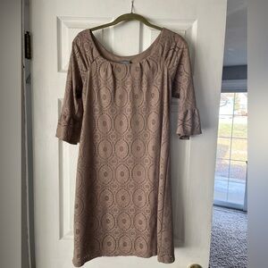 Women’s dress size 8